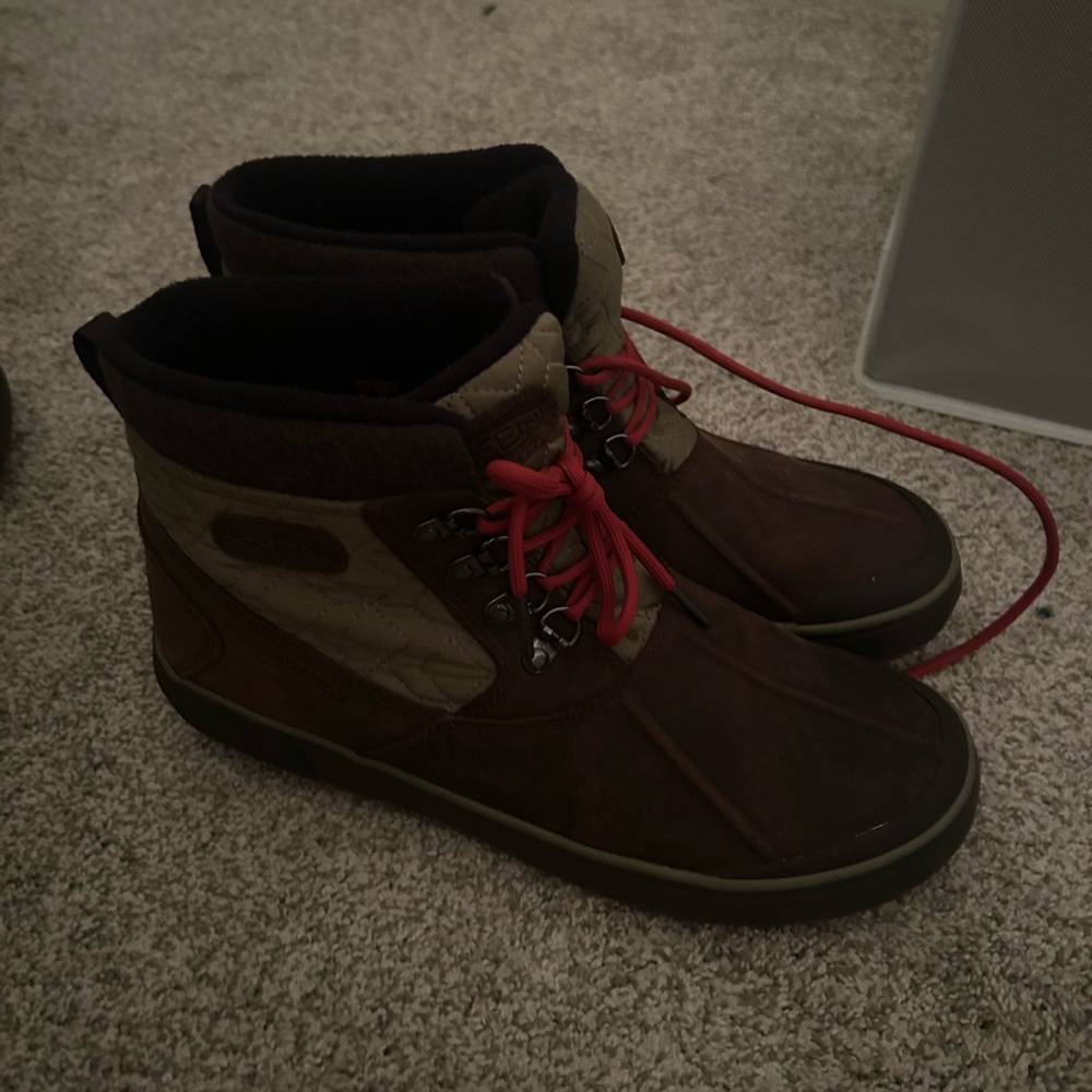 Keen Snow Boots!